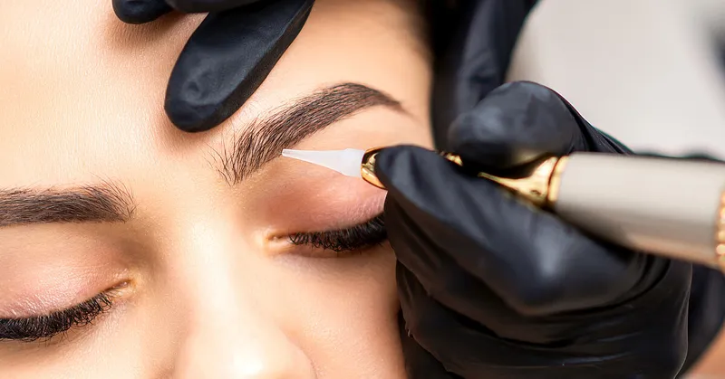Maquillage semi permanent